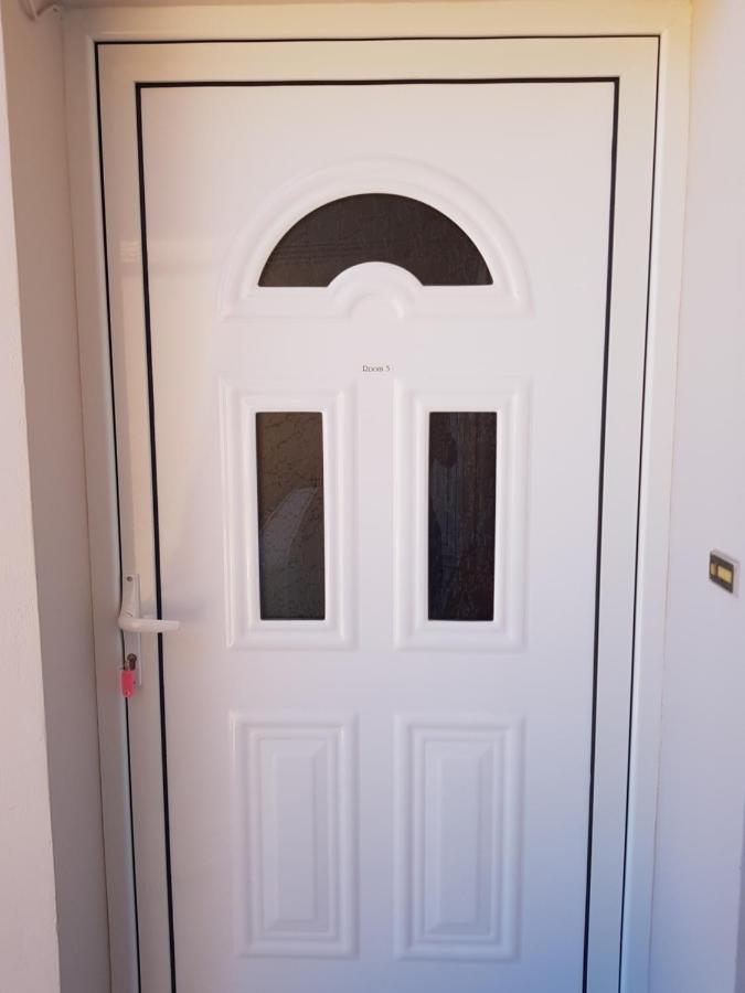Filippos Apartments "Room 5" No Kitchen Спартия Екстериор снимка